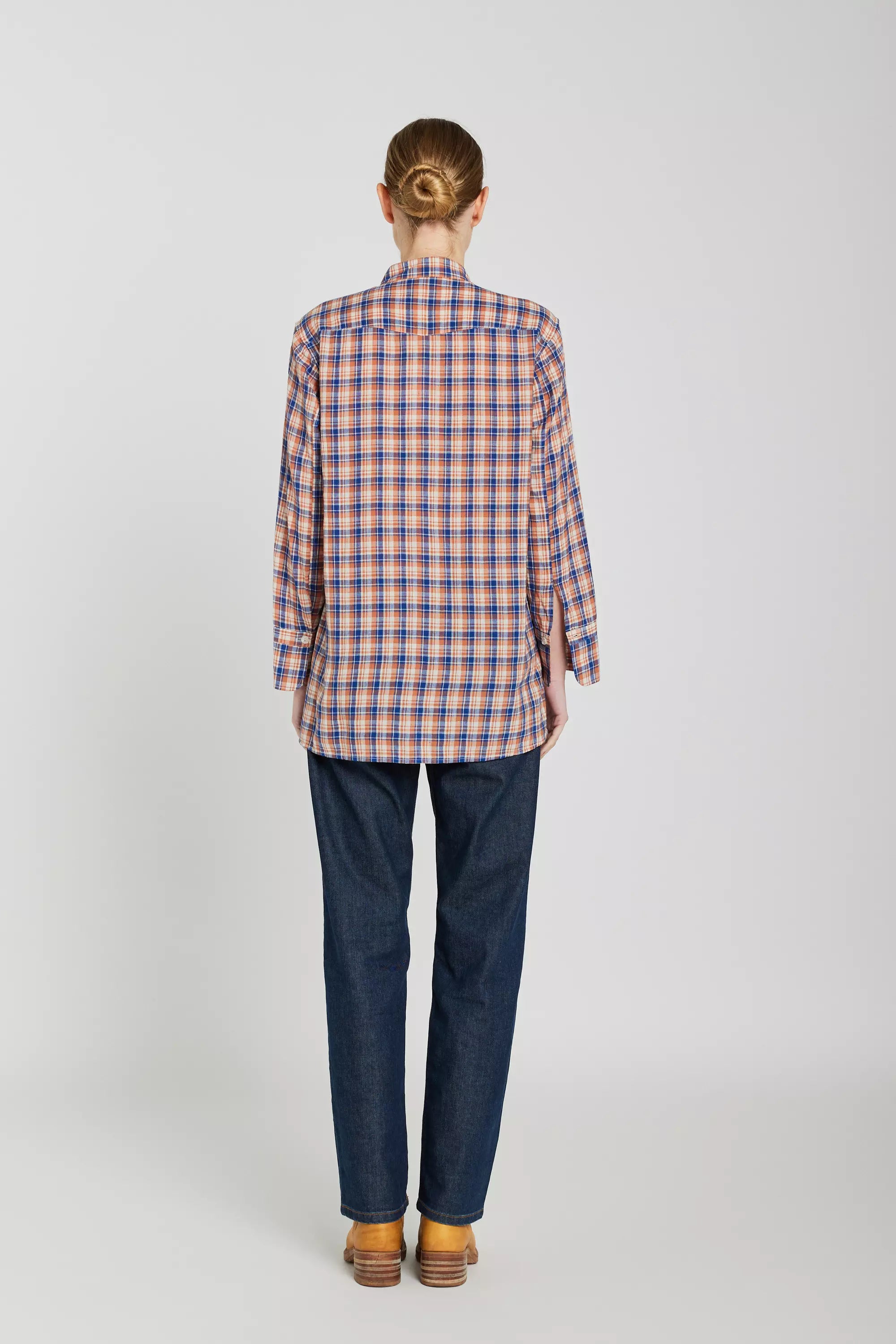 chemise orange bleu v de vinster col mão