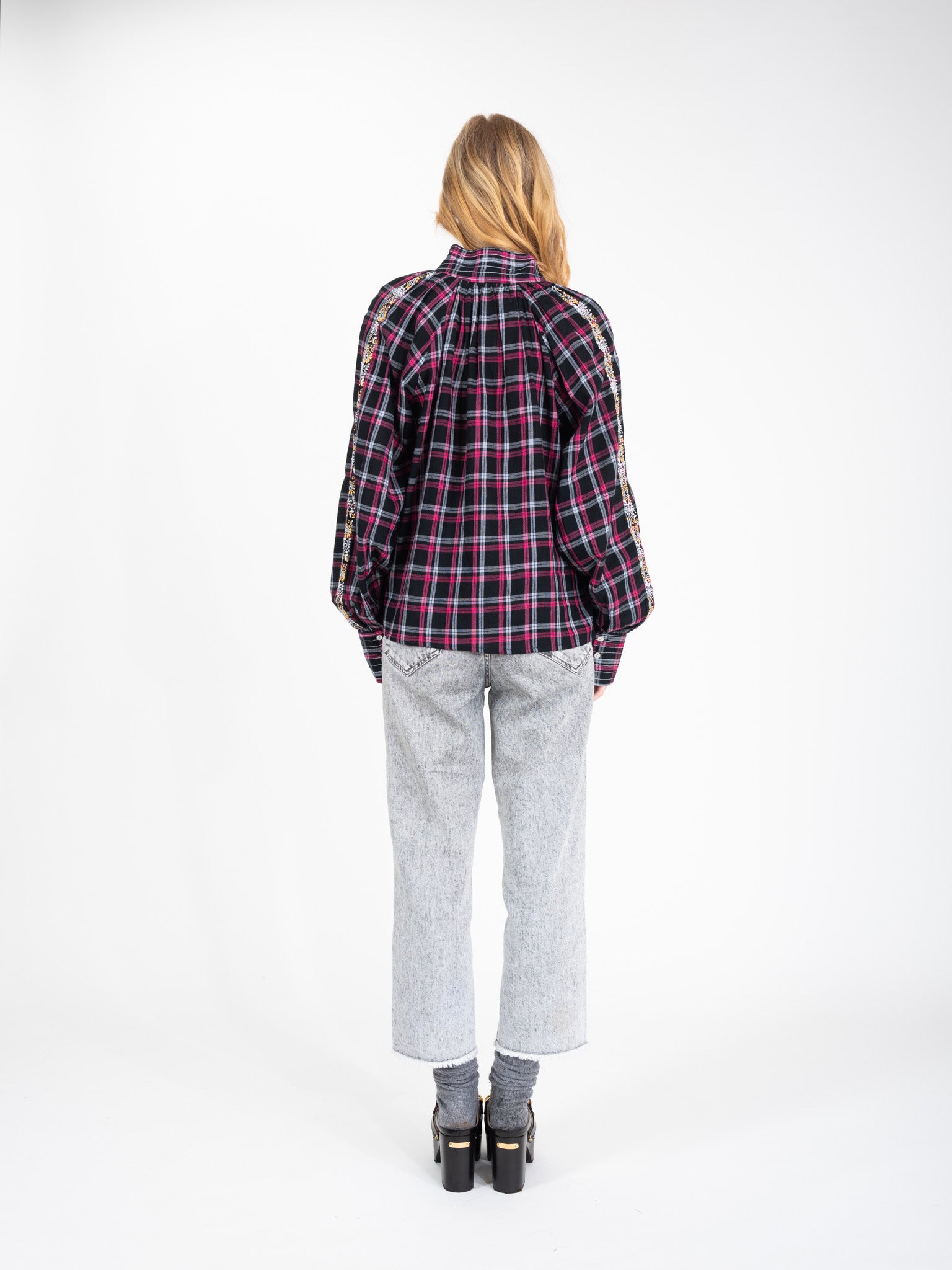 Blouse tartan noir et rose brodée SURPRISE
