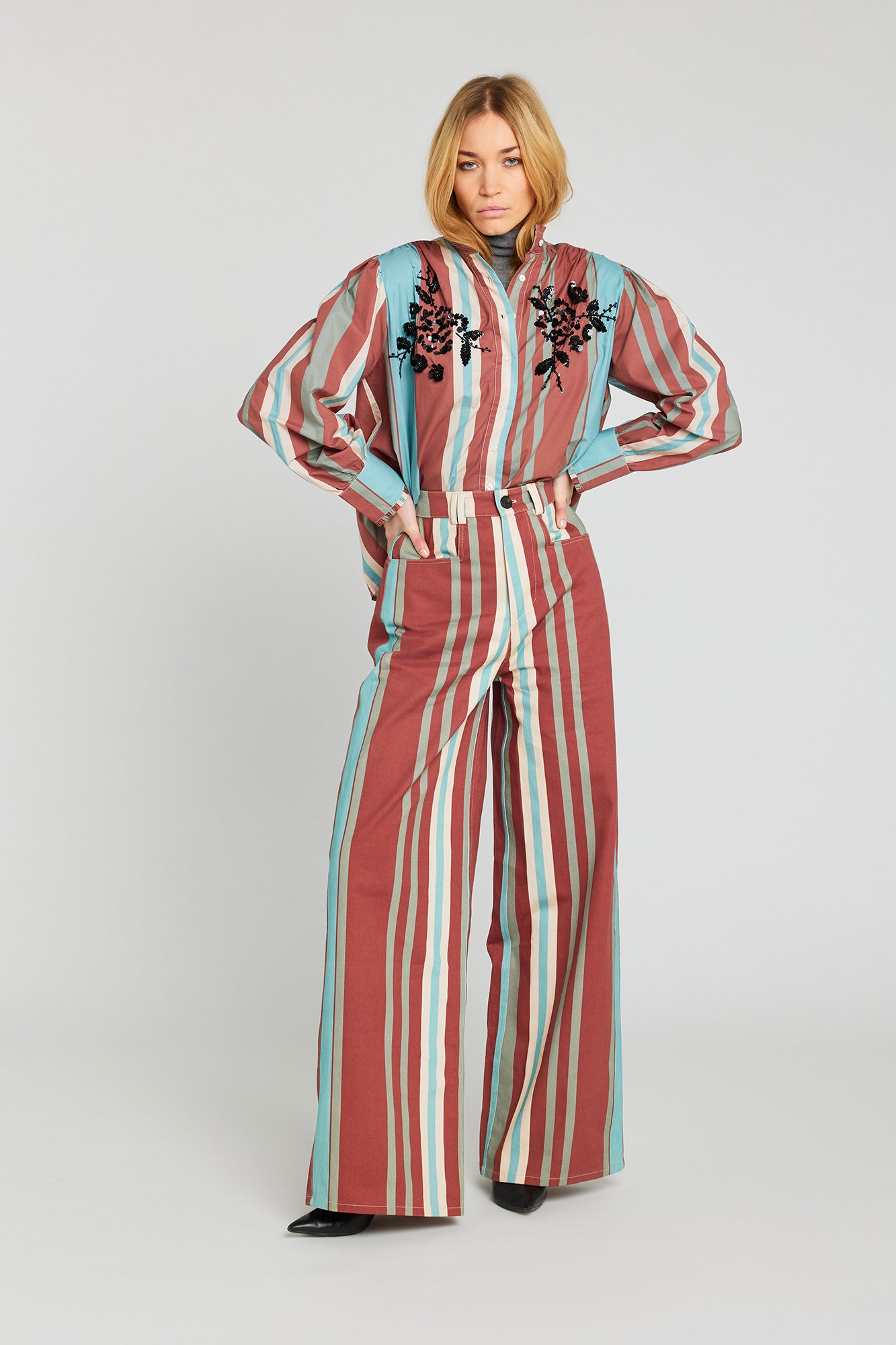 HAPPY blue striped pants