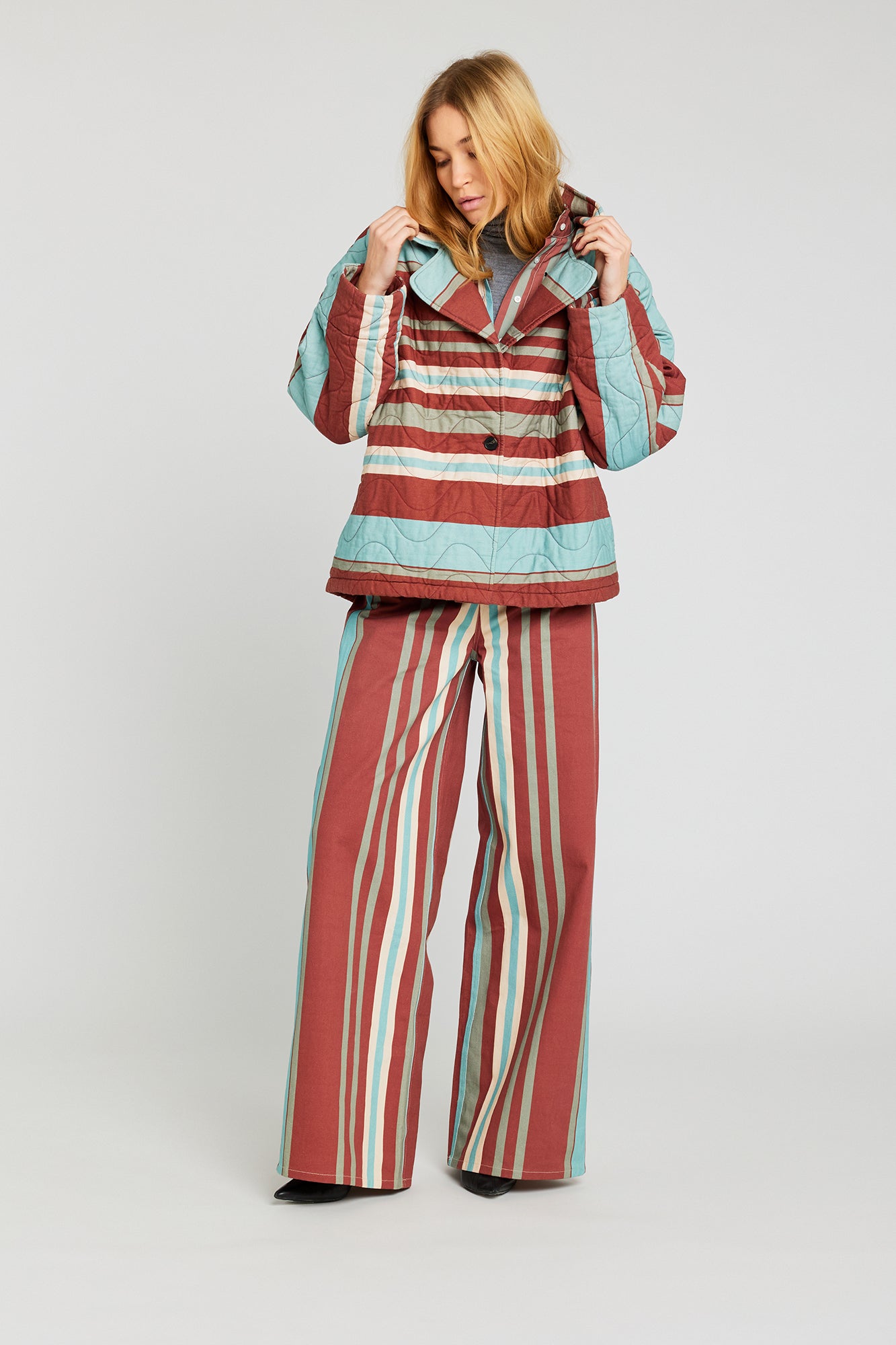 HAPPY blue striped pants