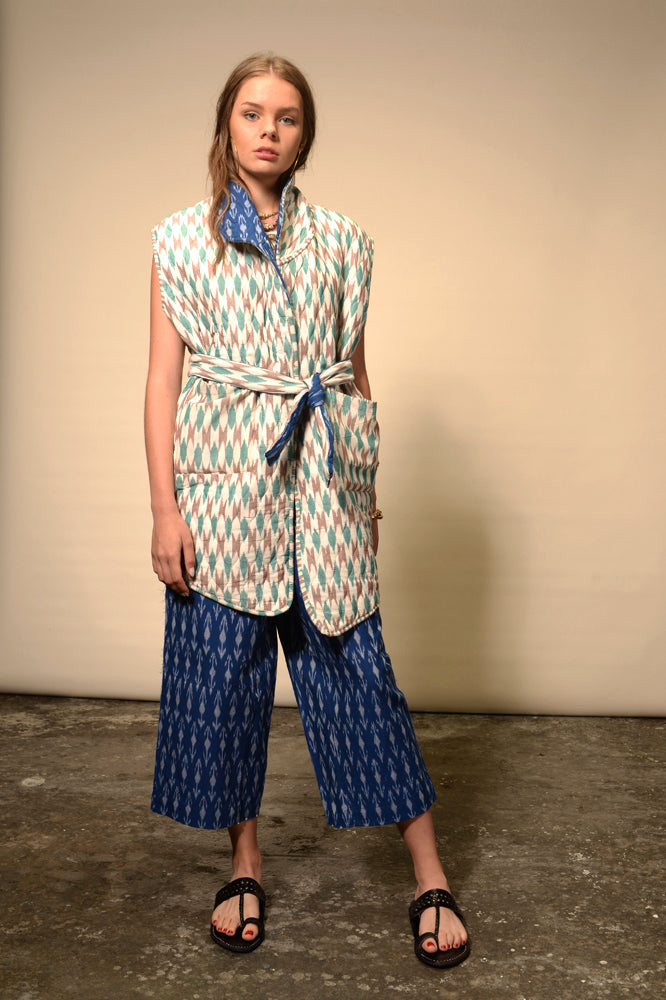 Ikat indigo reversible sleeveless kimono