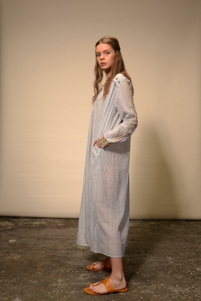 Robe longue bleue brodée Mexican