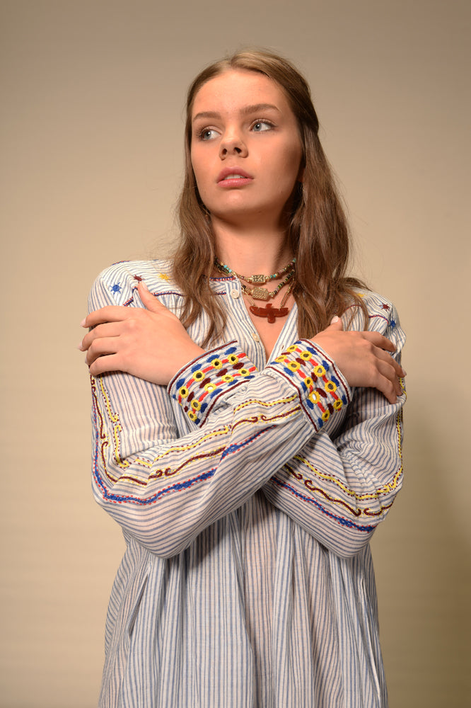 Robe longue bleue brodée Mexican