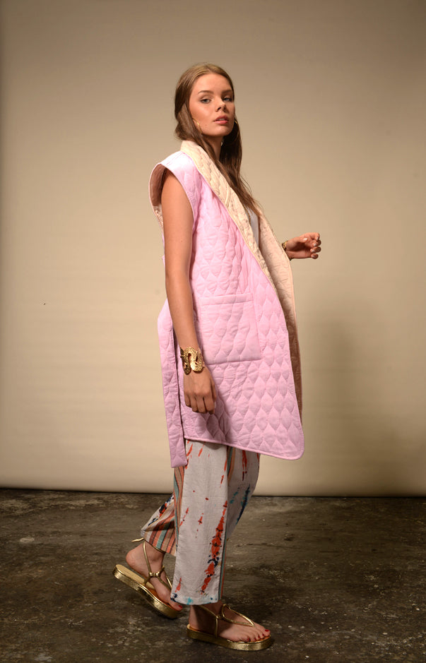 Nilai pink quilted sleeveless kimono