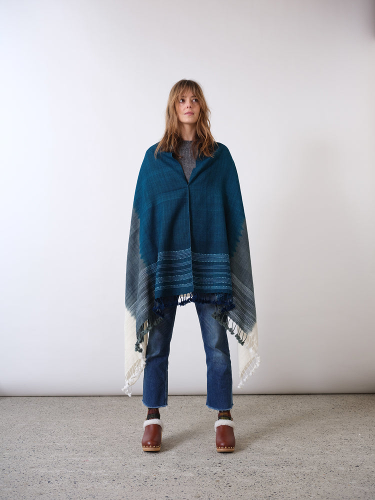 Poncho tie and dye bleu denim