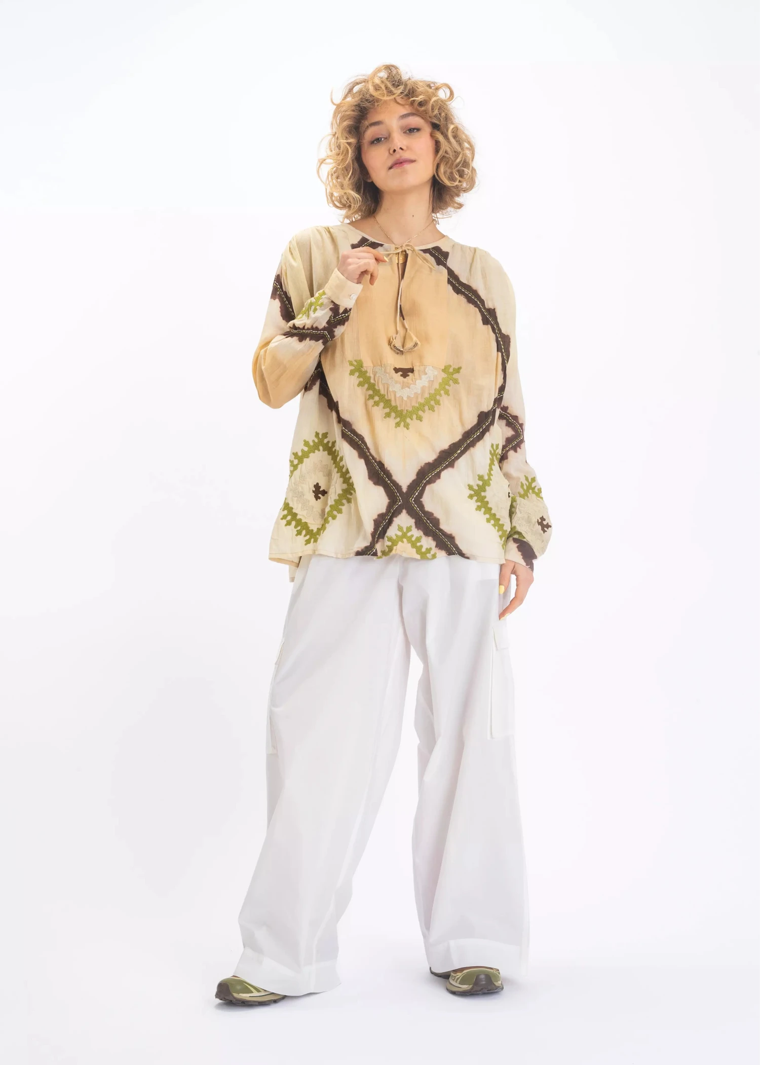 v de vinster blouse moutarde brodé tie and dye