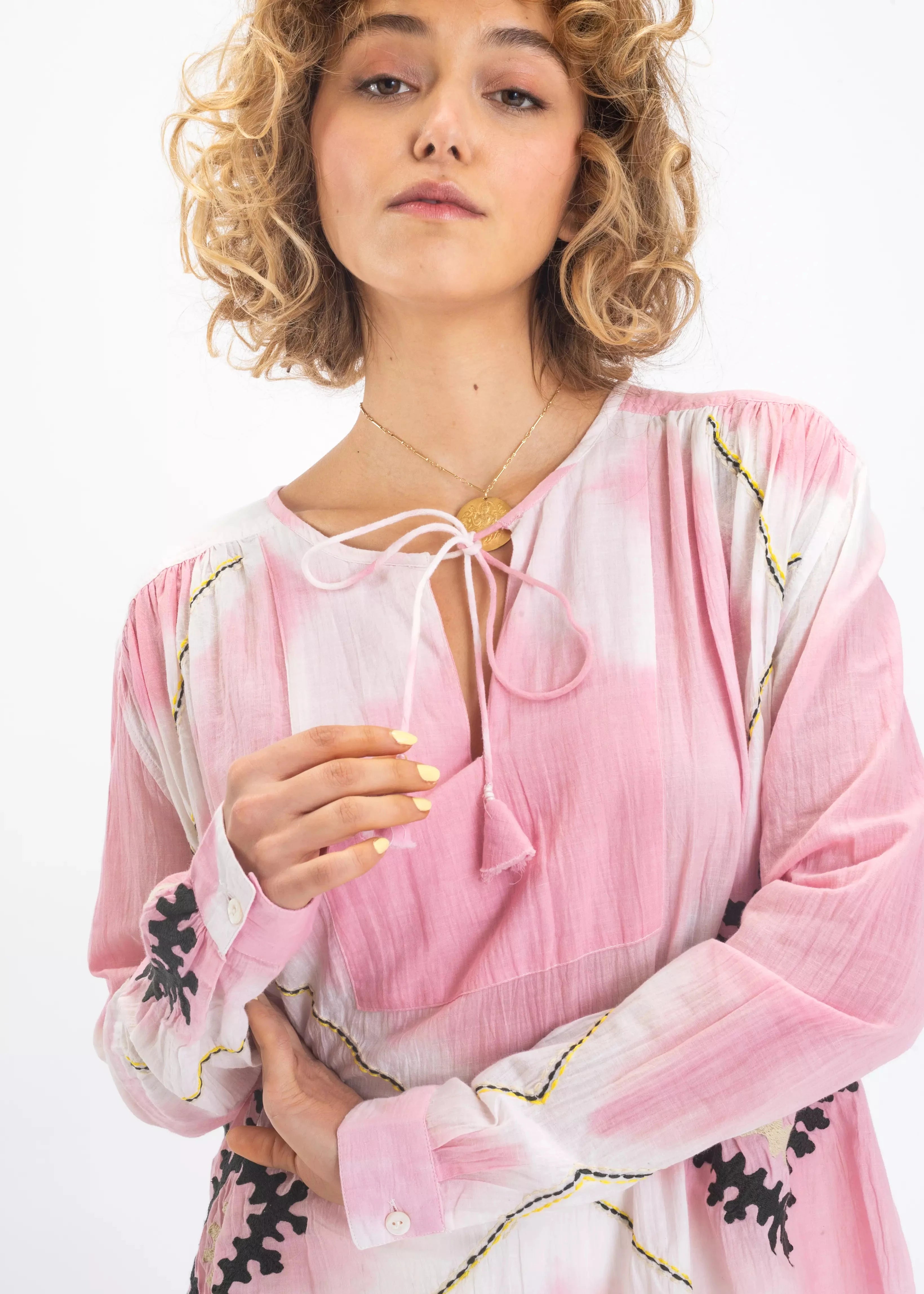 brodée tie and dye rose blouse