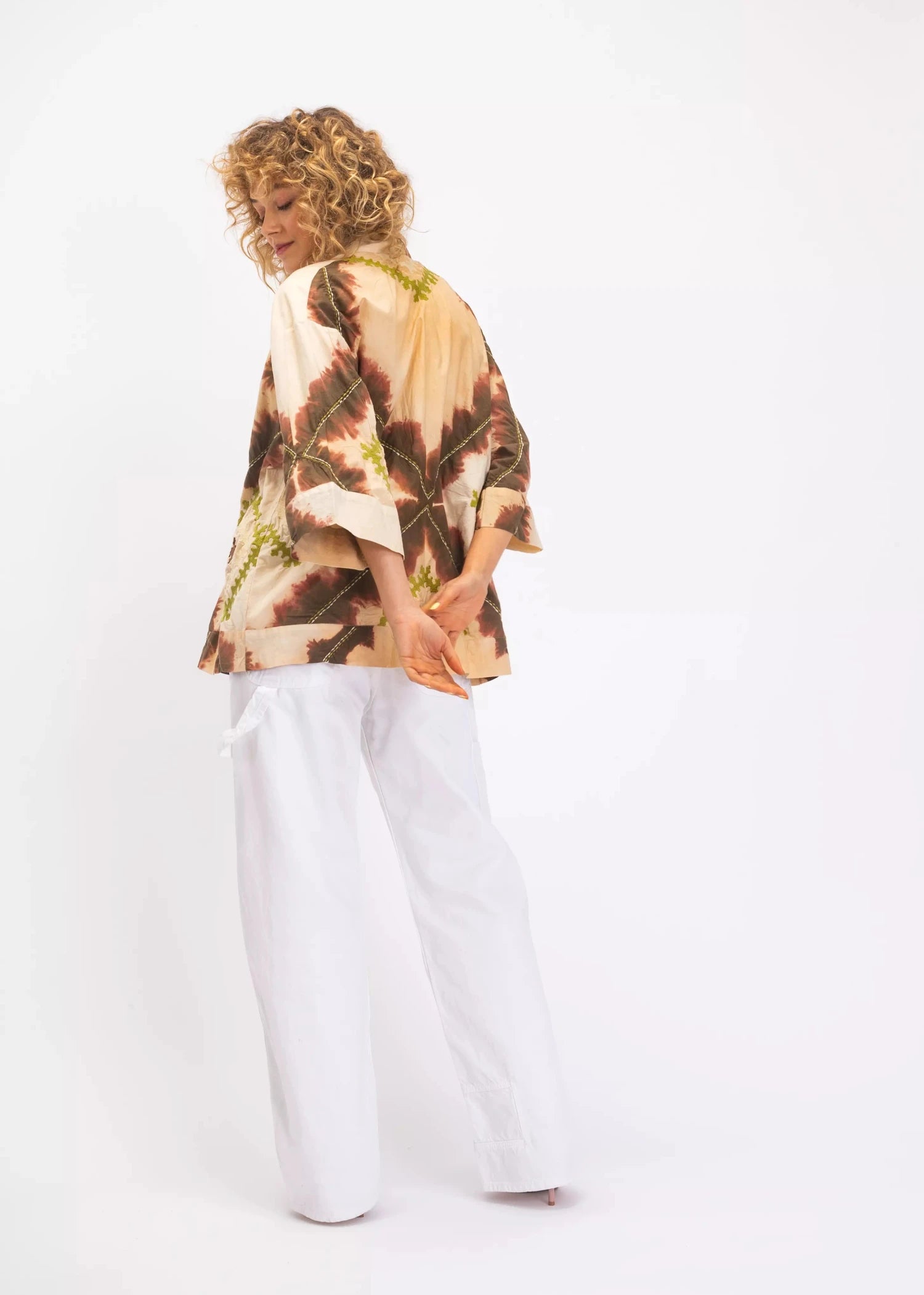 moutarde brodé tie and dye v de vinster kimono 