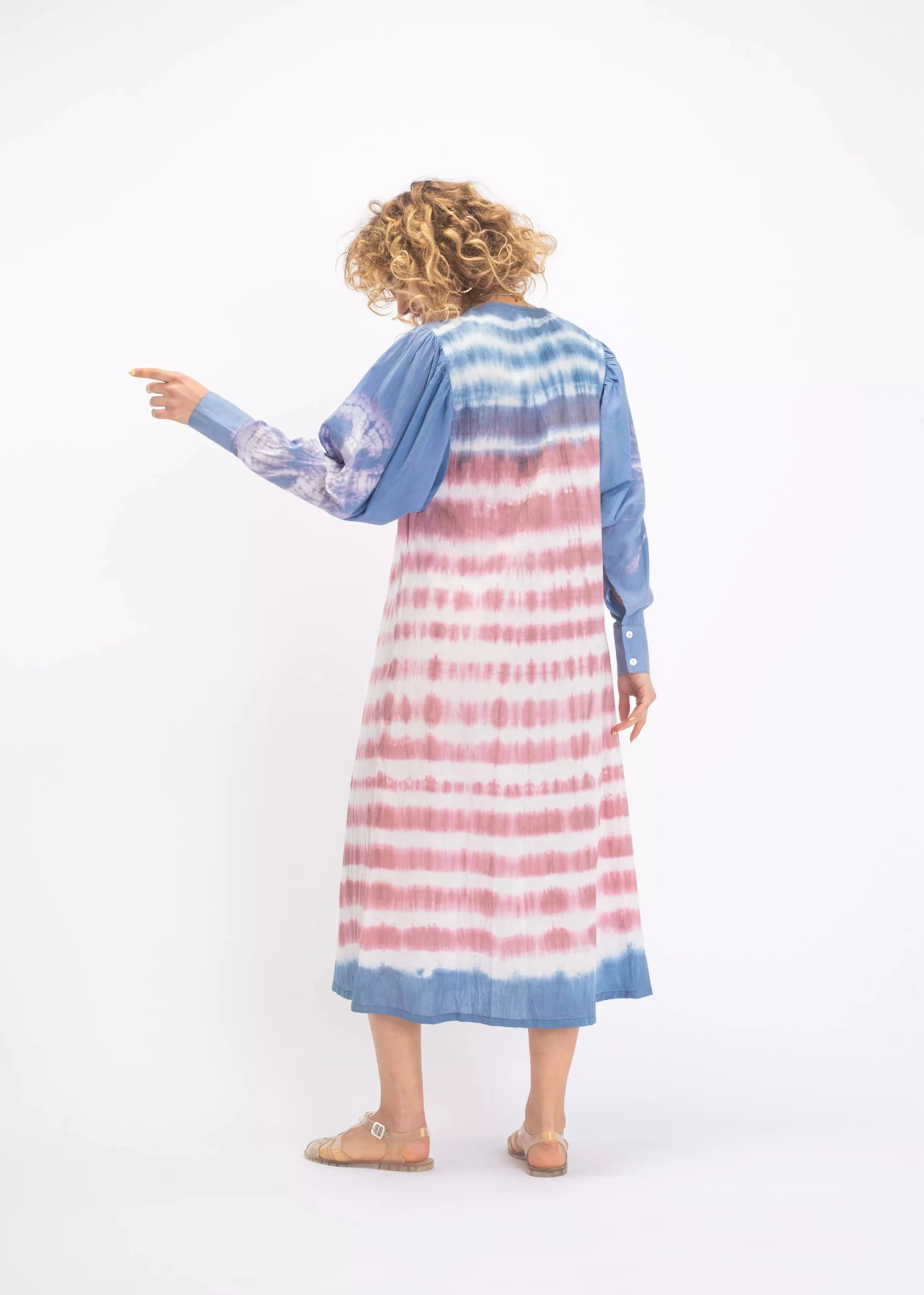 tie and dye v de vinster robe