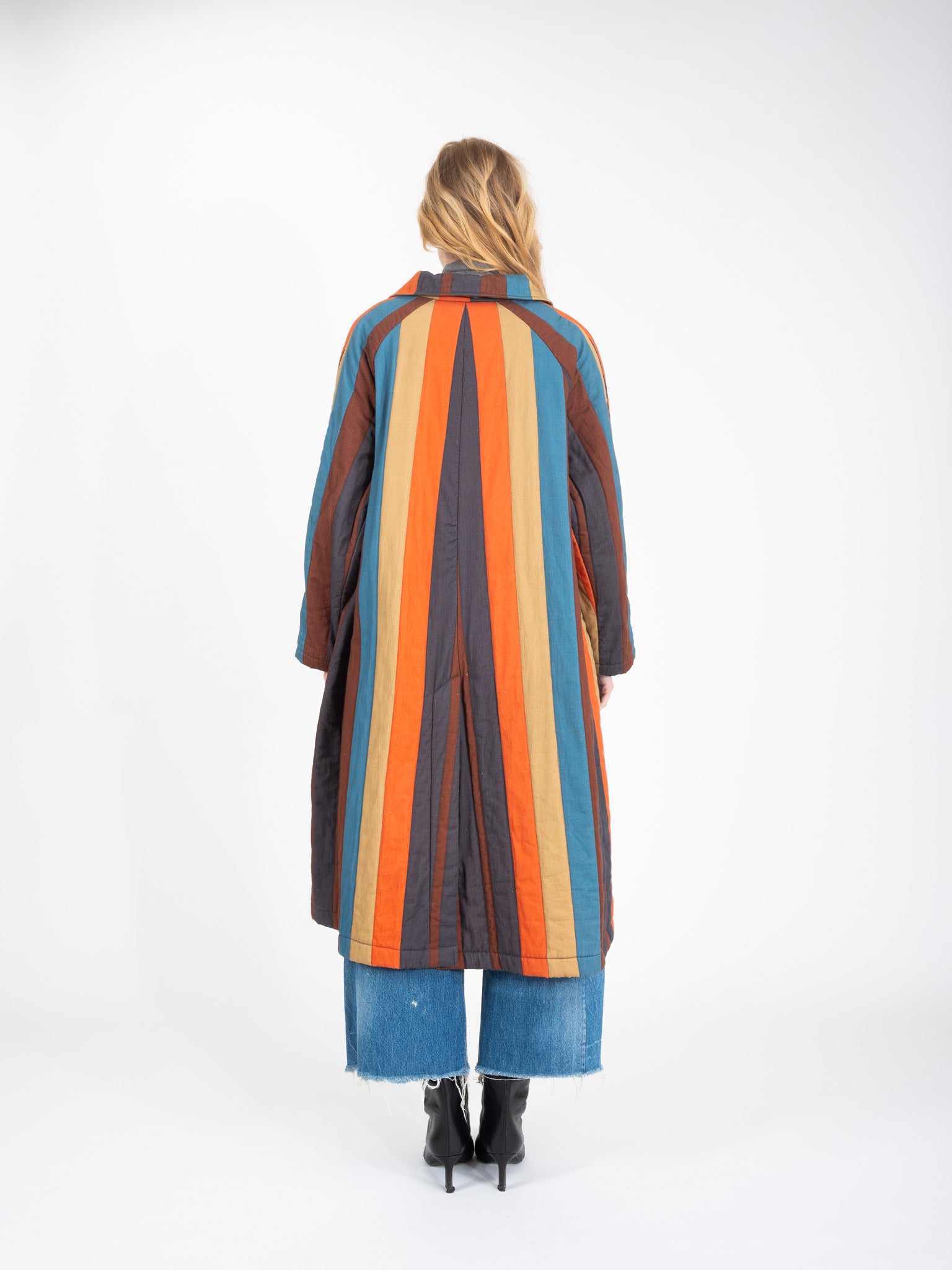 Happy orange striped quilted coat