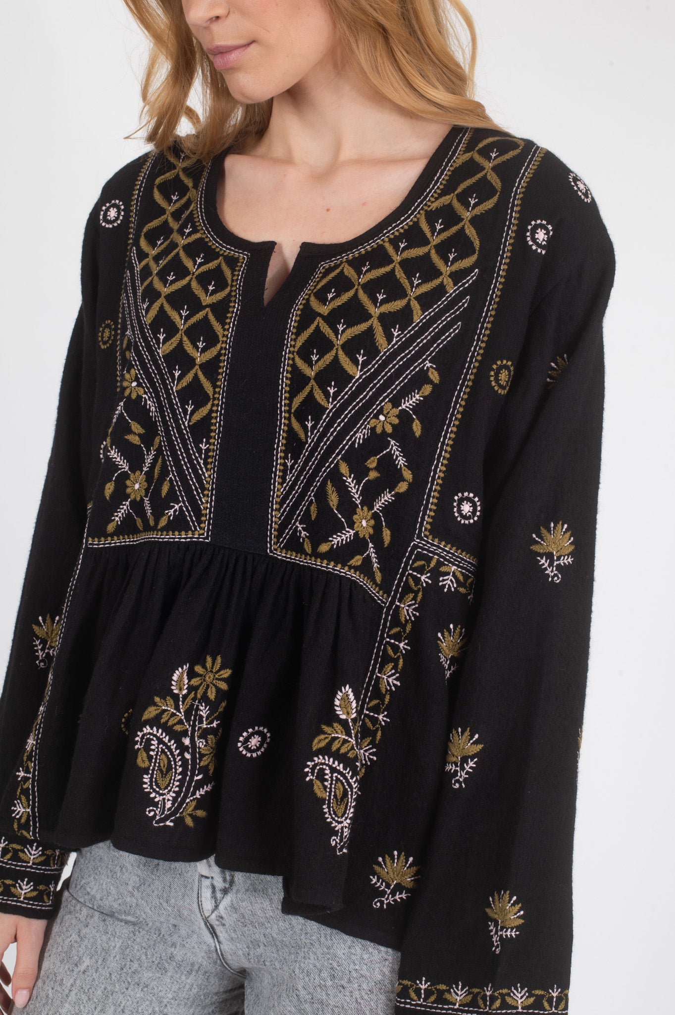 HIPPY embroidered black blouse