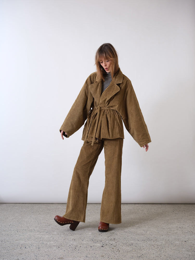 Barbara short brown corduroy jacket